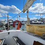 Botel Barco Classic 25 Expo
