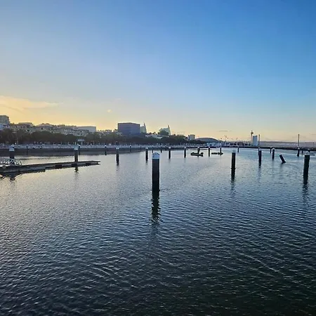 Barco Classic 25 Expo Botel *